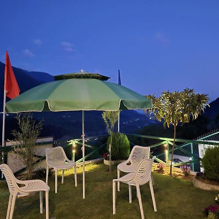 Cliff Cottage Pahalgam, Kashmir Batakut Buitenkant foto