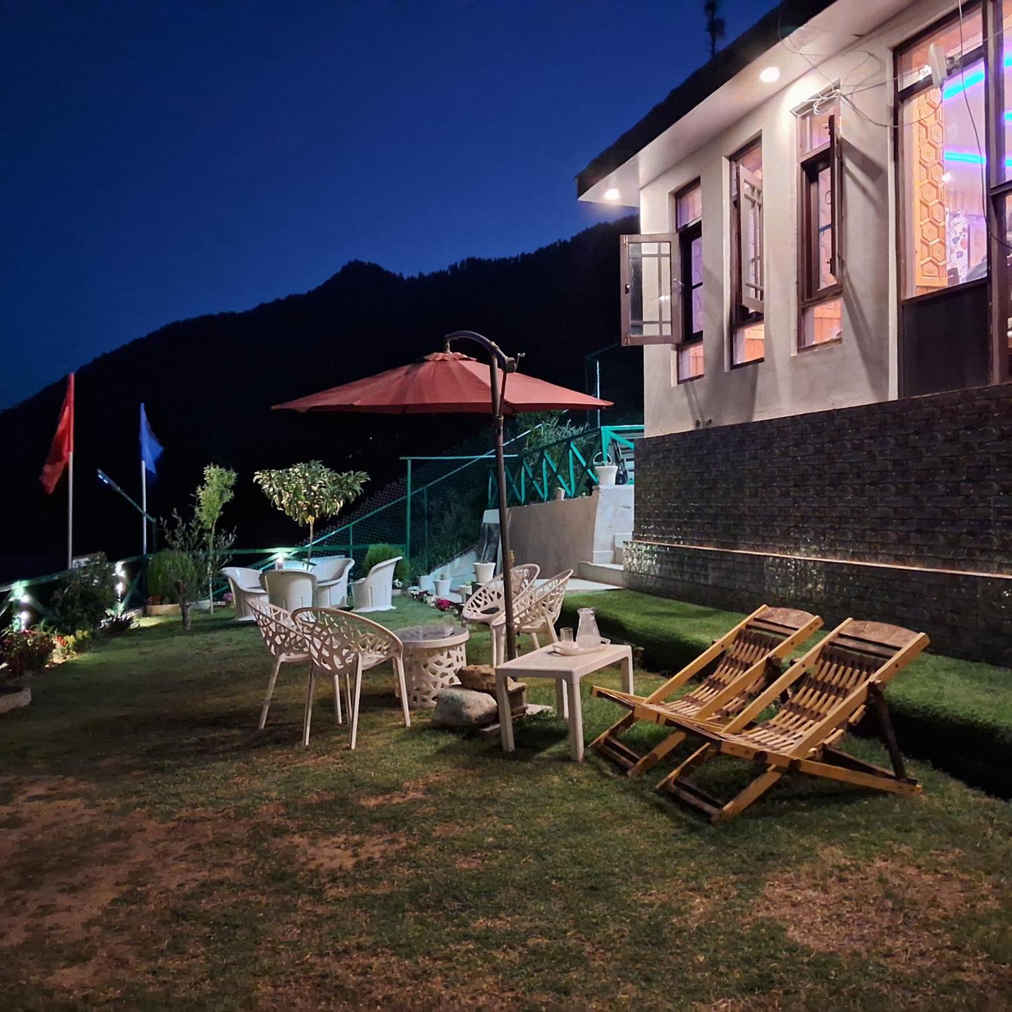 Cliff Cottage Pahalgam, Kashmir Batakut Buitenkant foto
