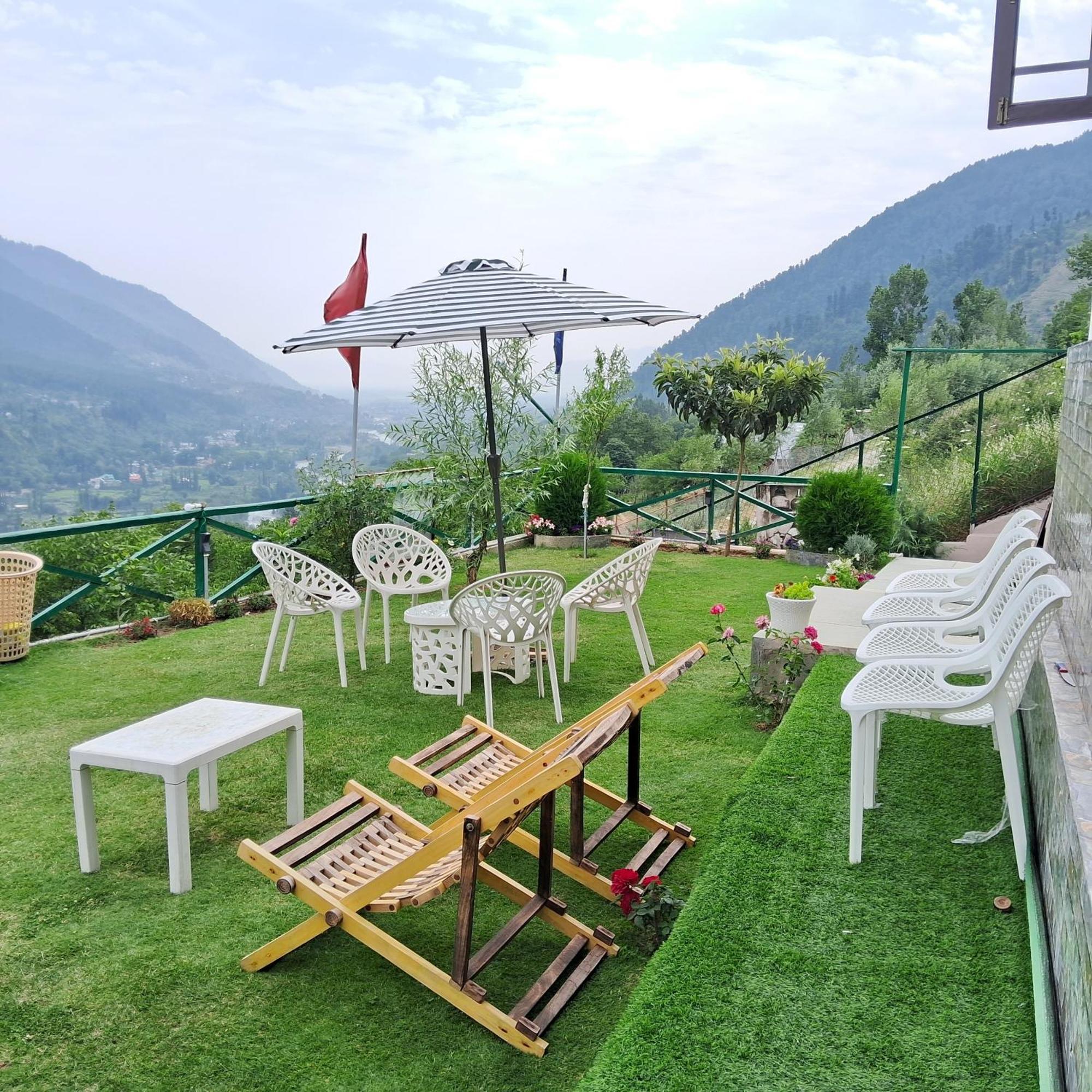 Cliff Cottage Pahalgam, Kashmir Batakut Buitenkant foto