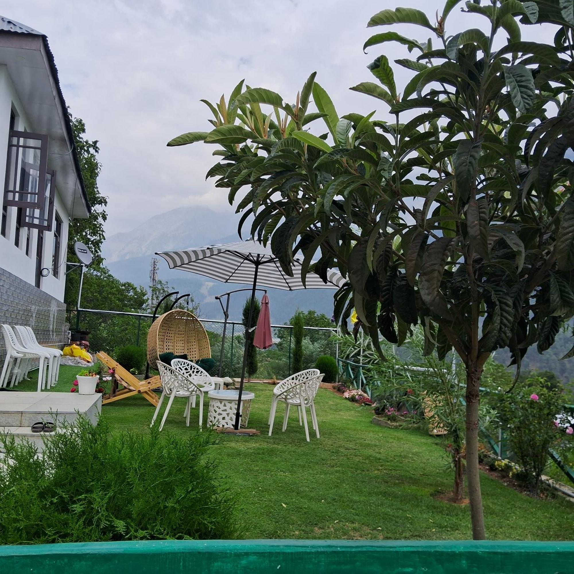 Cliff Cottage Pahalgam, Kashmir Batakut Buitenkant foto